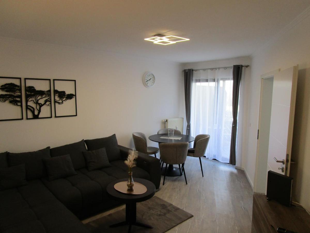 Ferienwohnung Dna FDH Exteriör bild
